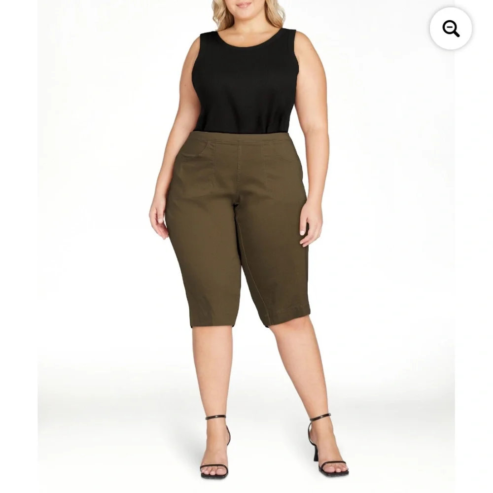 Just My Size Women’s Plus Size Pull On Stretch Olive Capris Size 3X NEW